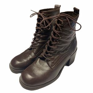 Apostrophe • Vintage Chunky Heel Ankle Boots • 8.5